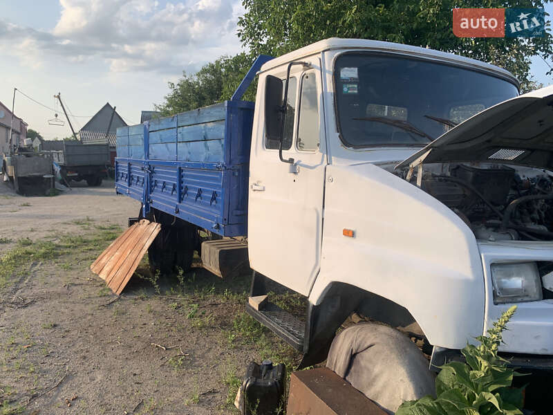 Борт ЗИЛ 5301 (Бычок)