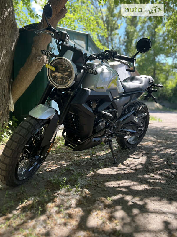 Мото Zontes ZT 200 GK