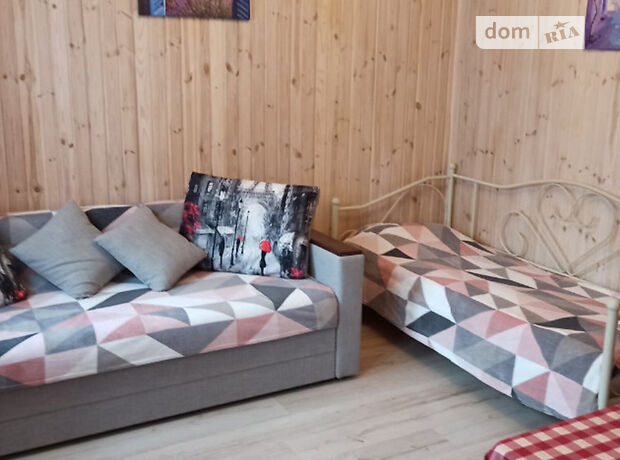 Часть дома посуточно, аренда в Берегове, Міхая Томаша, 2 комнаты фото 1 Часть дома посуточно, аренда в Берегове, Міхая Томаша, 2 комнаты фото 1