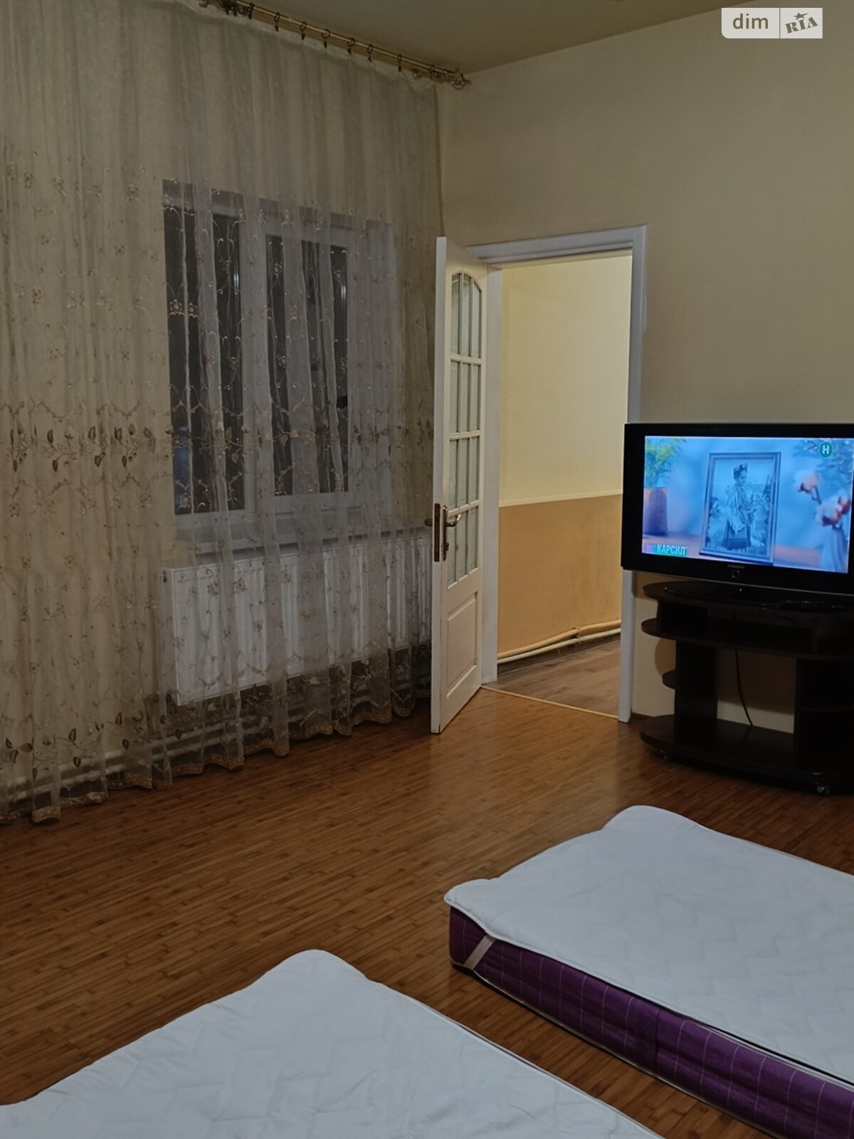 Часть дома посуточно, аренда в Черновцах, в районе Героев Майдана, 2 комнаты фото 1