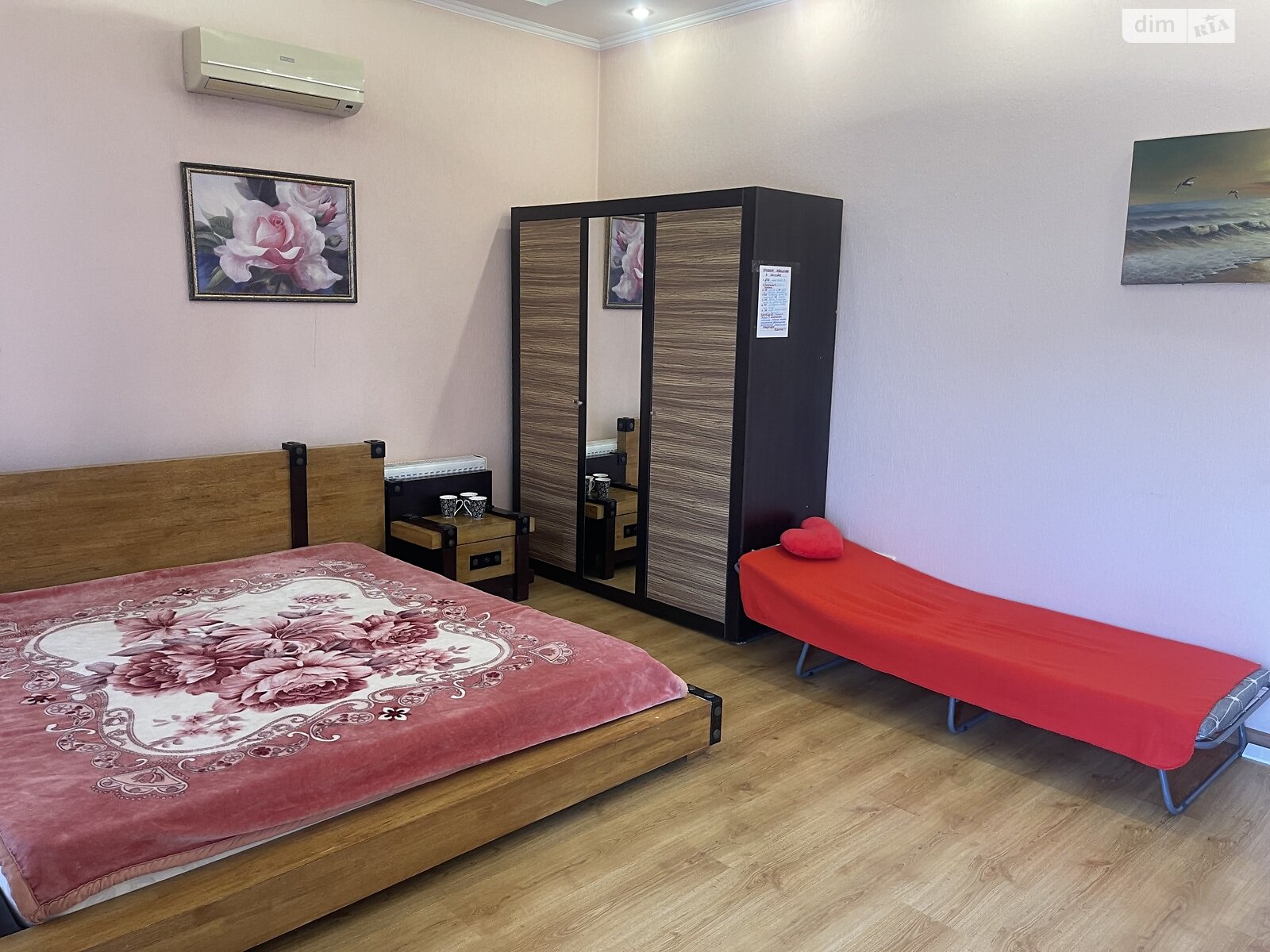 Частина будинку подобово, оренда в Одесі, в районі Великий Фонтан, вулиця Квіткова, 4 кімнати фото 1 Частина будинку подобово, оренда в Одесі, в районі Великий Фонтан, вулиця Квіткова, 4 кімнати фото 1