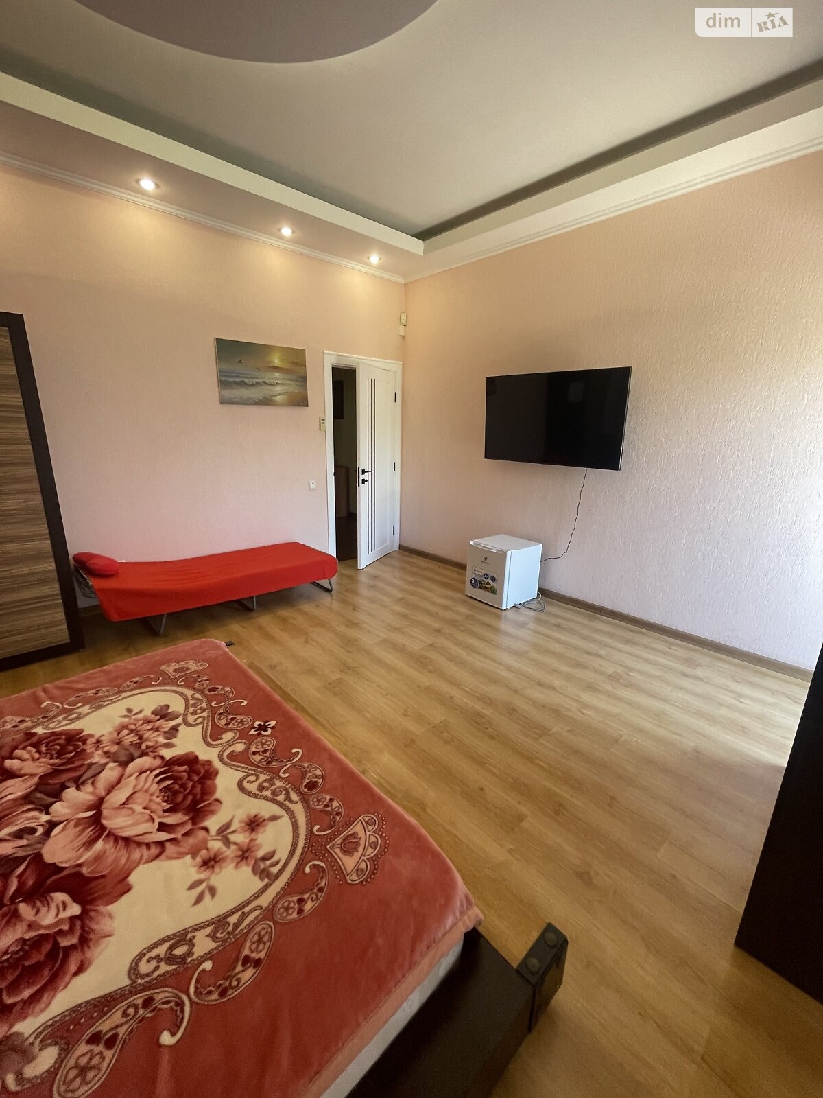 Частина будинку подобово, оренда в Одесі, в районі Великий Фонтан, вулиця Квіткова, 4 кімнати фото 1 Частина будинку подобово, оренда в Одесі, в районі Великий Фонтан, вулиця Квіткова, 4 кімнати фото 1