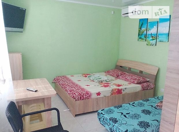 Часть дома посуточно, аренда в Одессе, в районе Киевский, улица Садовского 47а, 1 комната фото 1 Часть дома посуточно, аренда в Одессе, в районе Киевский, улица Садовского 47а, 1 комната фото 1