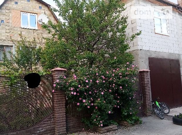 трехкомнатная дача. Дача посуточно в Киеве, район Дарницкий фото 1 трехкомнатная дача. Дача посуточно в Киеве, район Дарницкий фото 1