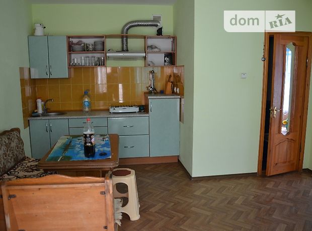 трехкомнатная дача. Дача посуточно в Одессе, район Совиньон фото 1 трехкомнатная дача. Дача посуточно в Одессе, район Совиньон фото 1