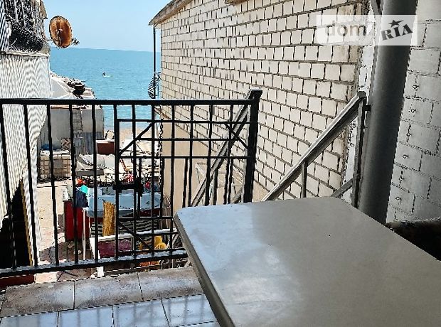 дом посуточно, аренда в Черноморске, улица Набережная, район Ильичевск фото 1 дом посуточно, аренда в Черноморске, улица Набережная, район Ильичевск фото 1