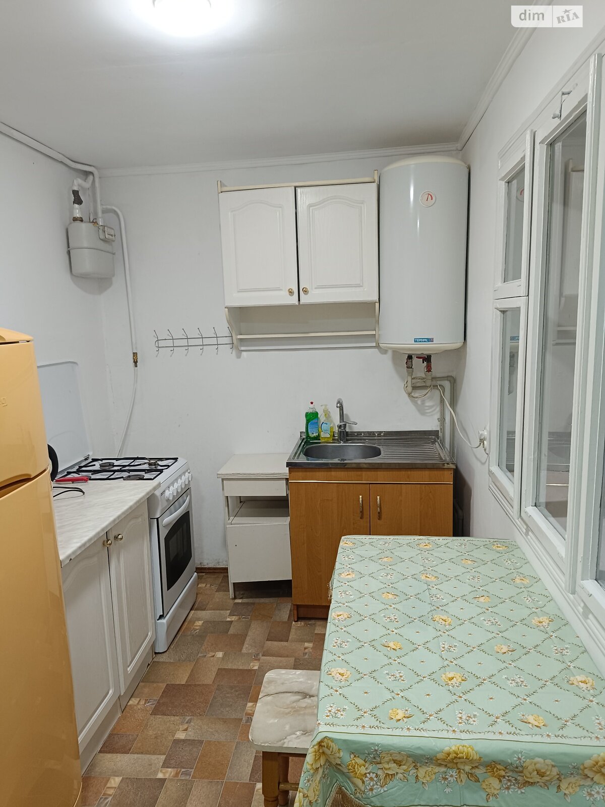 дом посуточно, аренда в Черновцах, улица Запорожская 23, район Шевченковский фото 1 дом посуточно, аренда в Черновцах, улица Запорожская 23, район Шевченковский фото 1