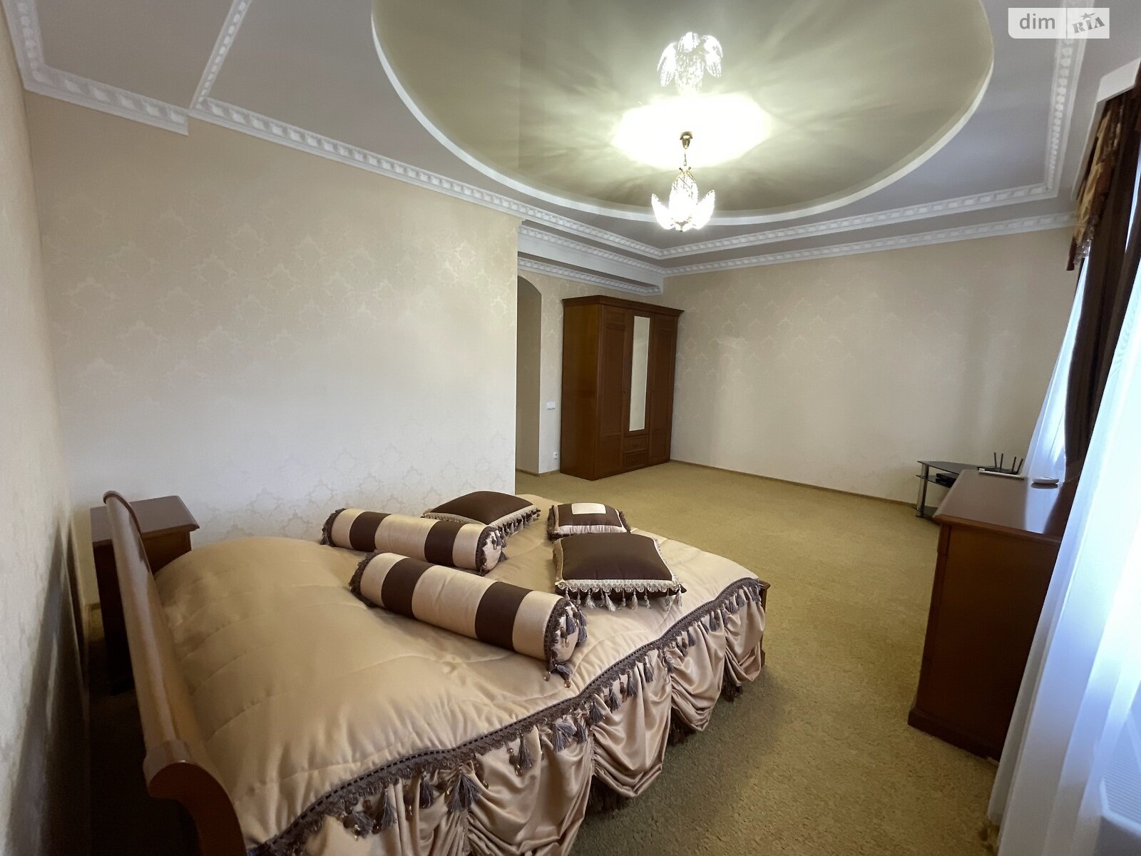дом посуточно, аренда в Гнедине фото 1 дом посуточно, аренда в Гнедине фото 1