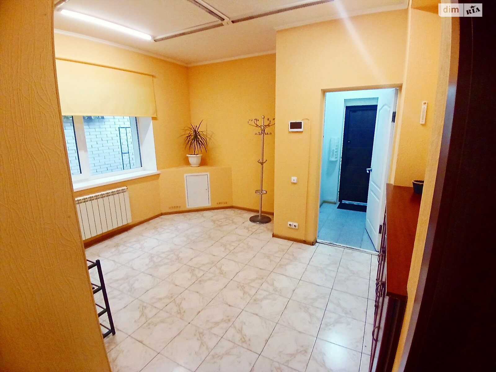 дом посуточно, аренда в Киеве, улица Нечуя-Левицкого, район Александровская Слободка фото 1