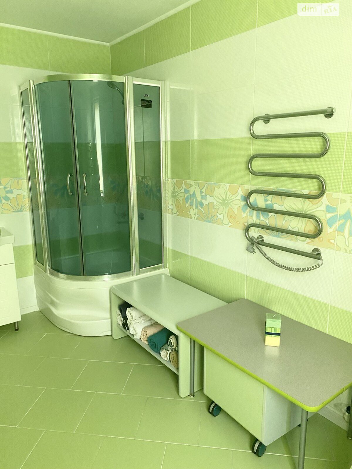 будинок подобово, оренда в Києві, вулиця Трускавецька 26, район Дарницький фото 1