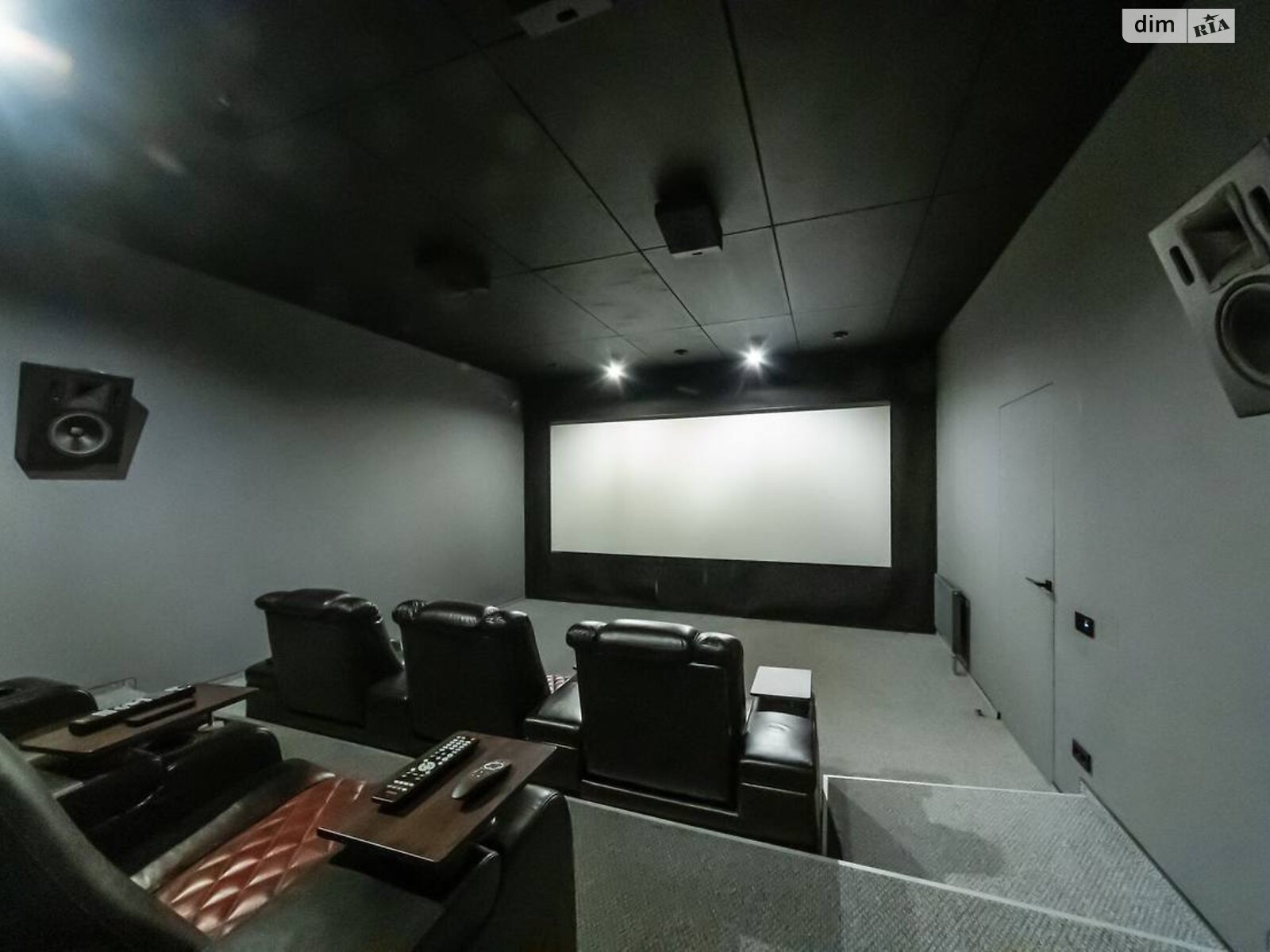 будинок подобово, оренда в Києві, вулиця Цимбалів Яр, район Голосіївський фото 1 будинок подобово, оренда в Києві, вулиця Цимбалів Яр, район Голосіївський фото 1