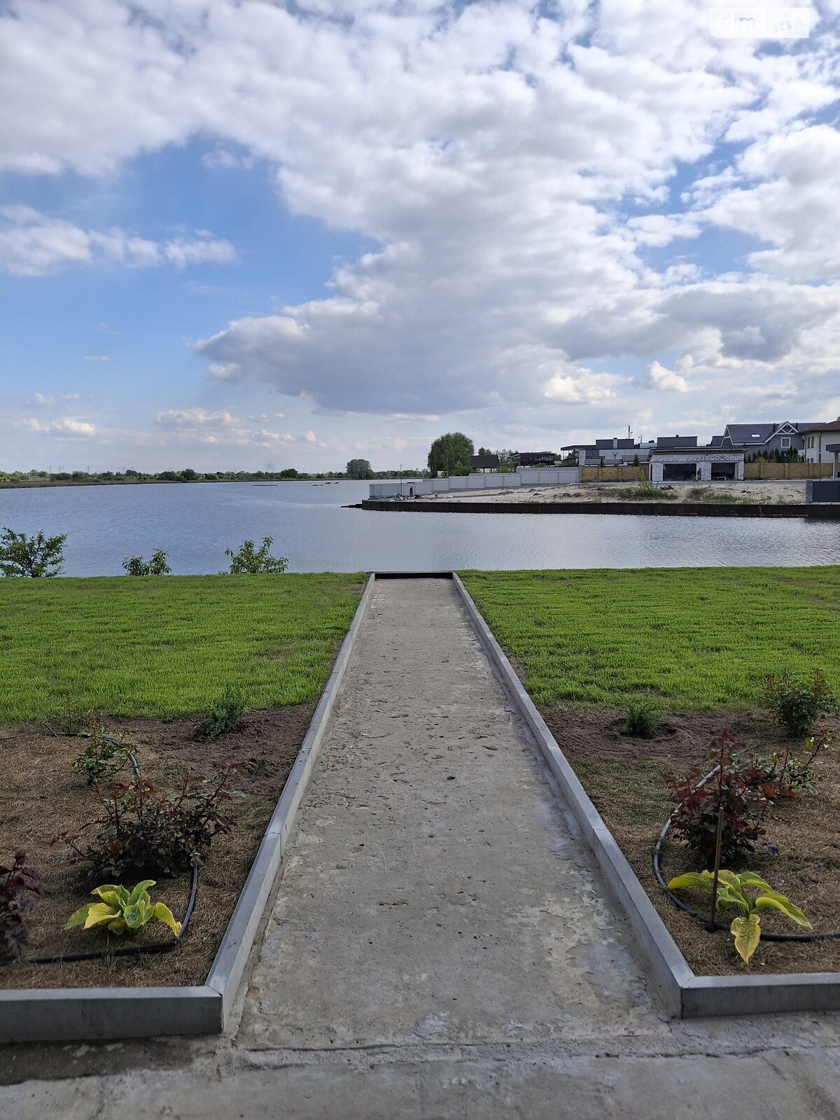 дом посуточно, аренда в Киеве, район Осокорки фото 1 дом посуточно, аренда в Киеве, район Осокорки фото 1