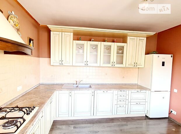 дом посуточно, аренда в Киеве, Осокорки Садова, район Осокорки фото 1 дом посуточно, аренда в Киеве, Осокорки Садова, район Осокорки фото 1
