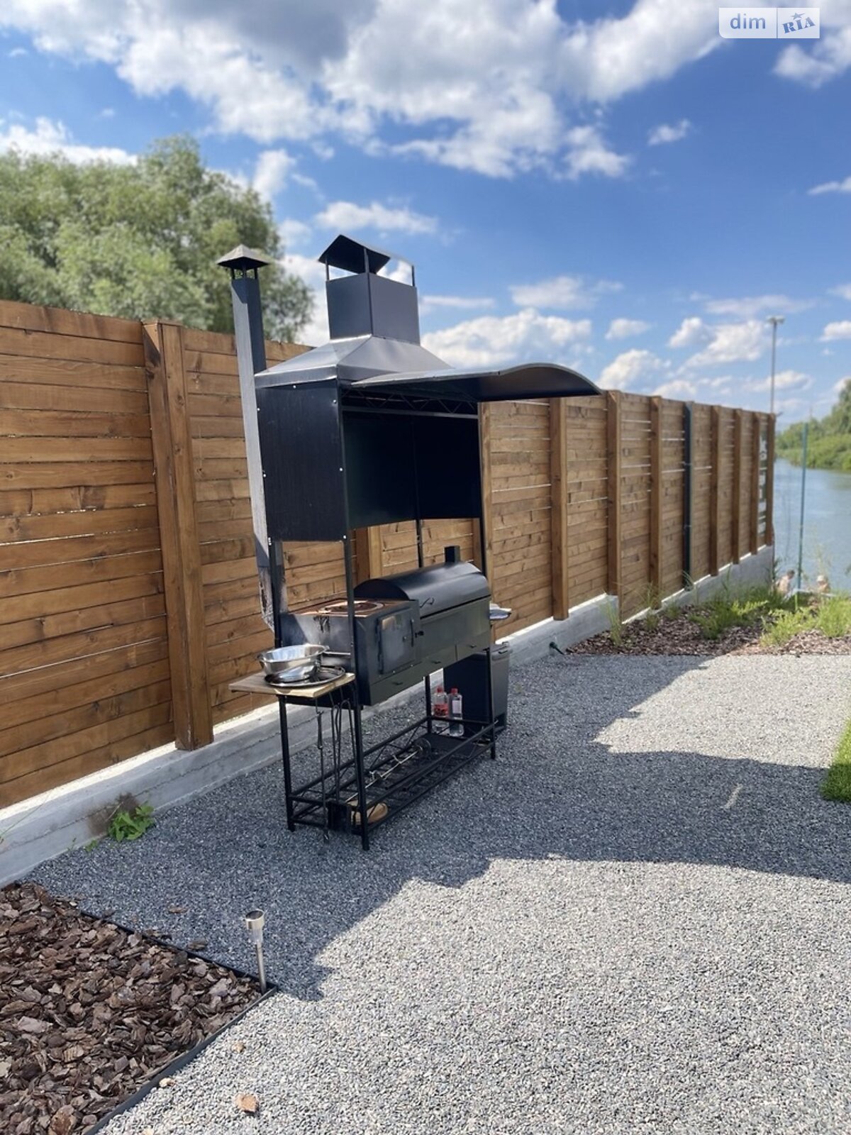 дом посуточно, аренда в Киеве, массив Эльвира, район Южная Борщаговка фото 1 дом посуточно, аренда в Киеве, массив Эльвира, район Южная Борщаговка фото 1