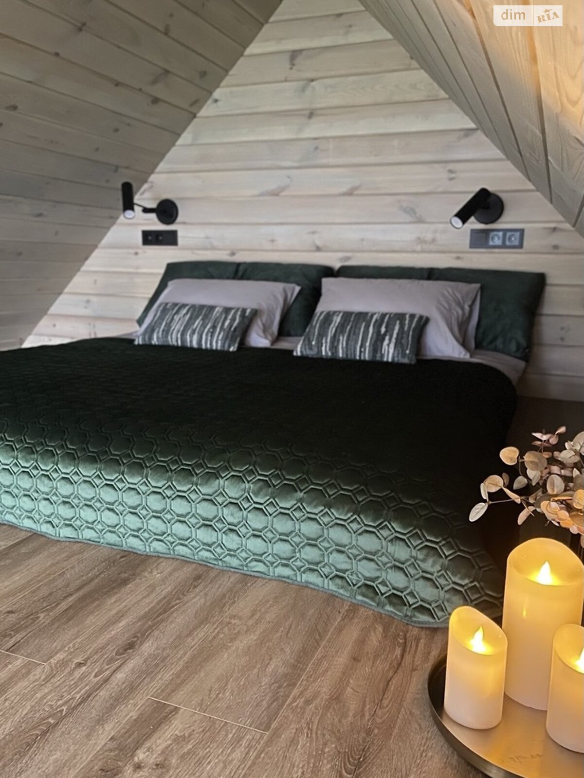 дом посуточно, аренда в Киеве, массив Эльвира, район Южная Борщаговка фото 1 дом посуточно, аренда в Киеве, массив Эльвира, район Южная Борщаговка фото 1