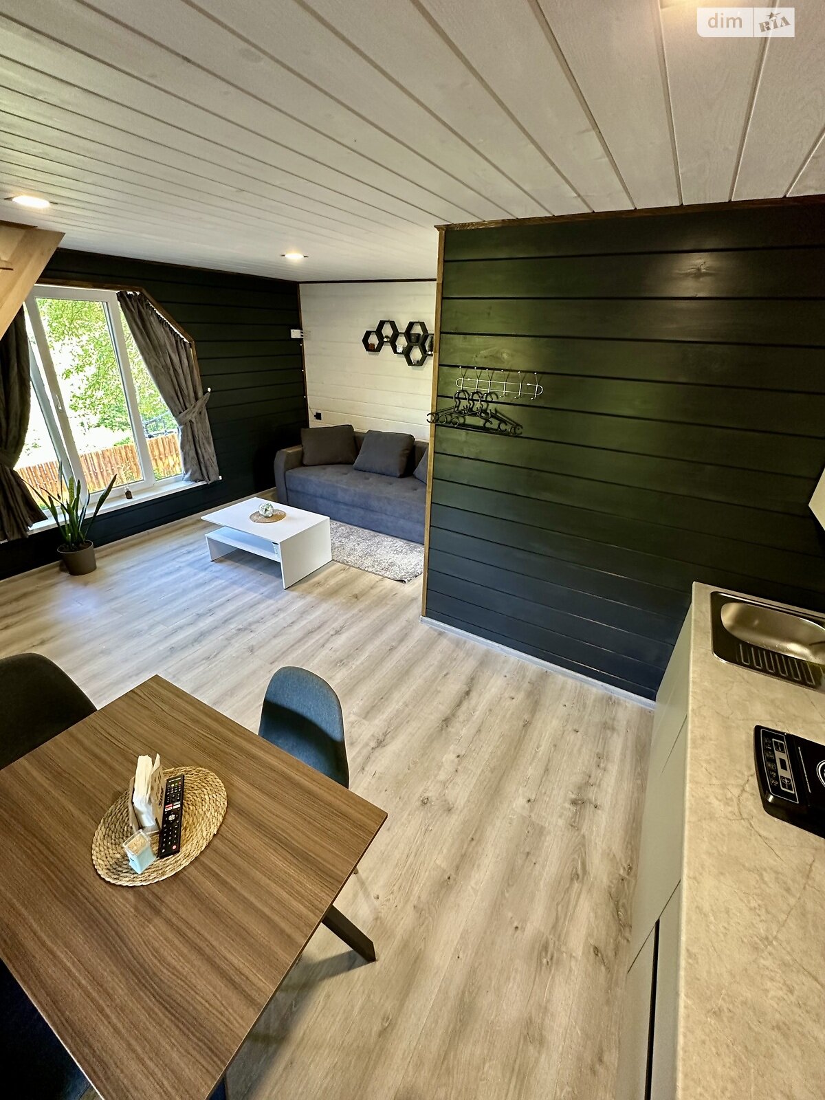 дом посуточно, аренда в Криворовне, проезд Москалевка фото 1 дом посуточно, аренда в Криворовне, проезд Москалевка фото 1