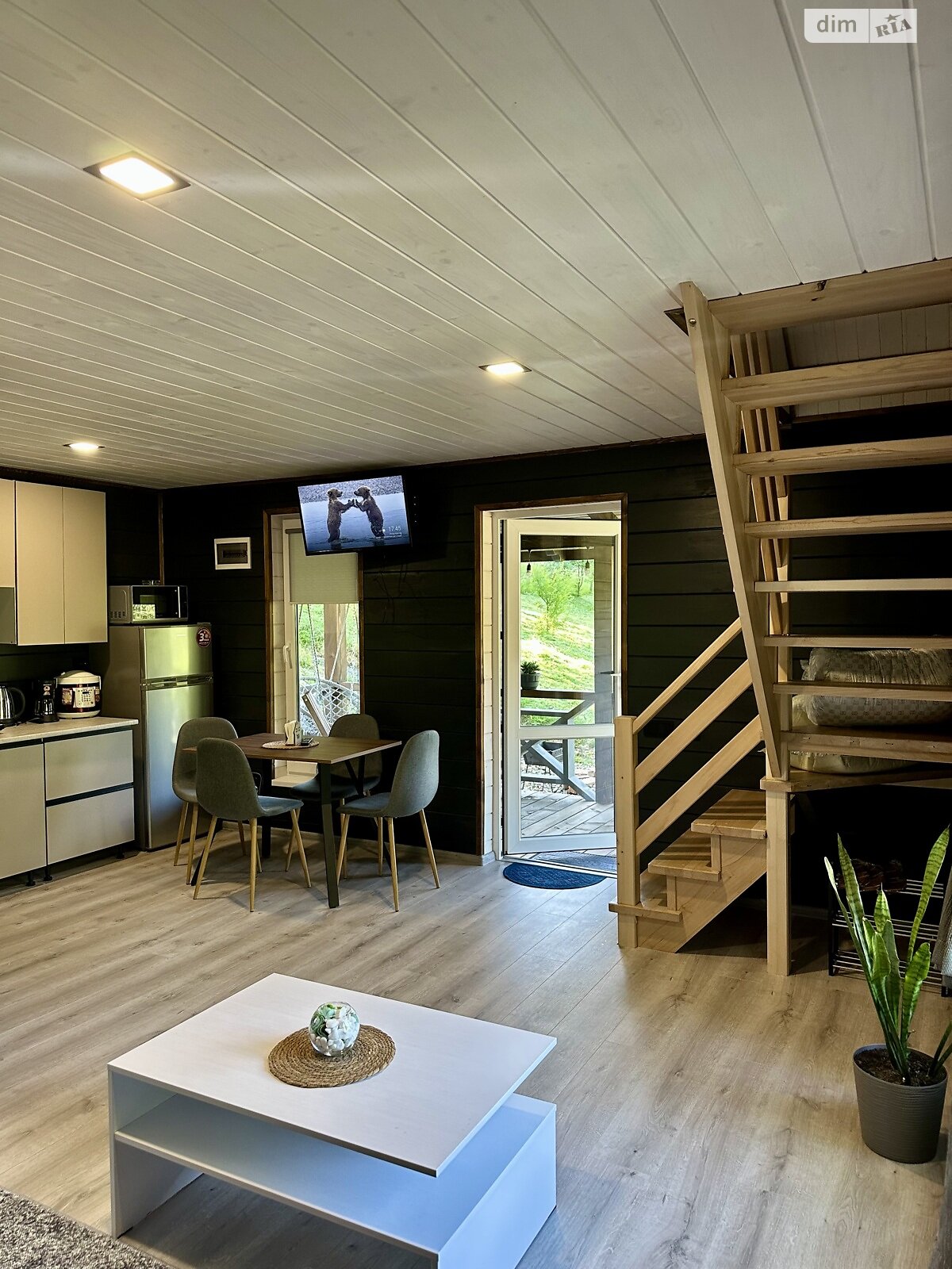 дом посуточно, аренда в Криворовне, проезд Москалевка фото 1 дом посуточно, аренда в Криворовне, проезд Москалевка фото 1