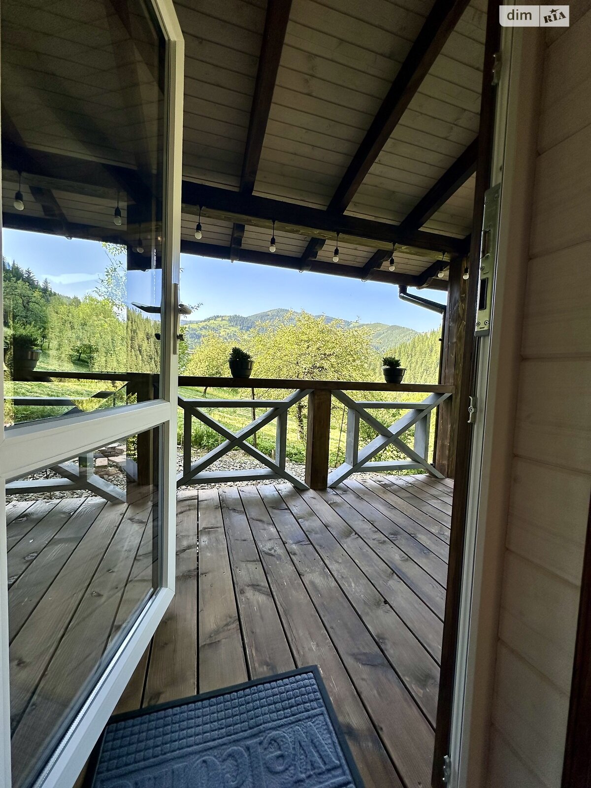 дом посуточно, аренда в Криворовне, проезд Москалевка фото 1 дом посуточно, аренда в Криворовне, проезд Москалевка фото 1