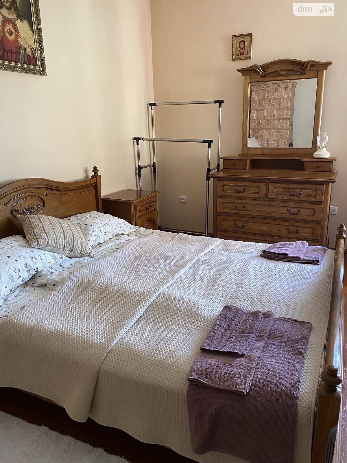 дом посуточно, аренда в Межгорье, улица Масарика Томаша 57 фото 1 дом посуточно, аренда в Межгорье, улица Масарика Томаша 57 фото 1