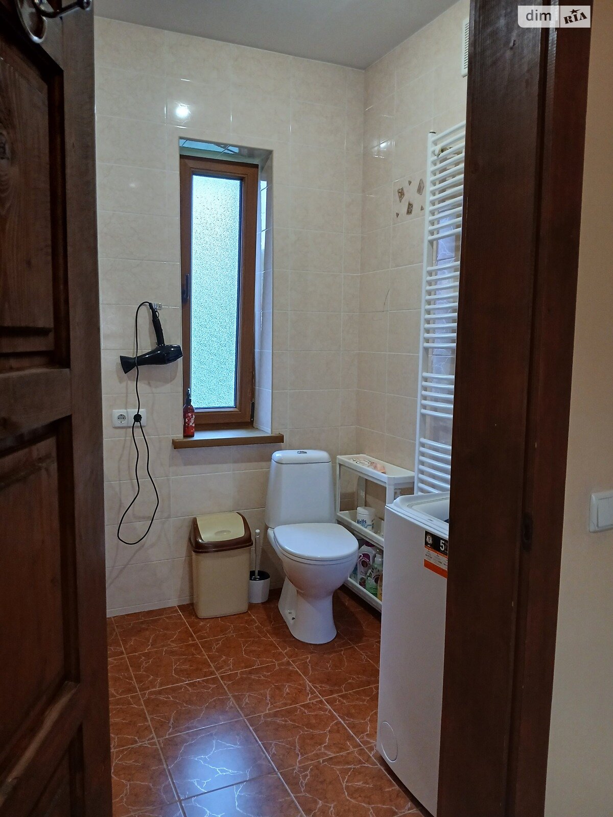 дом посуточно, аренда в Межгорье, улица Масарика Томаша 57 фото 1 дом посуточно, аренда в Межгорье, улица Масарика Томаша 57 фото 1