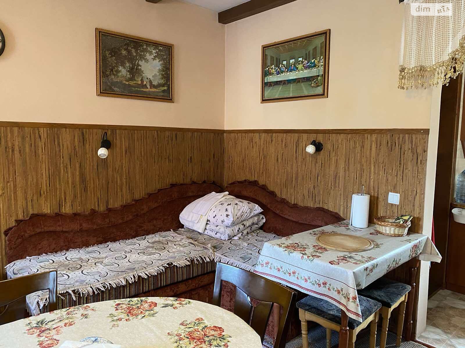 дом посуточно, аренда в Межгорье, улица Масарика Томаша 57 фото 1 дом посуточно, аренда в Межгорье, улица Масарика Томаша 57 фото 1