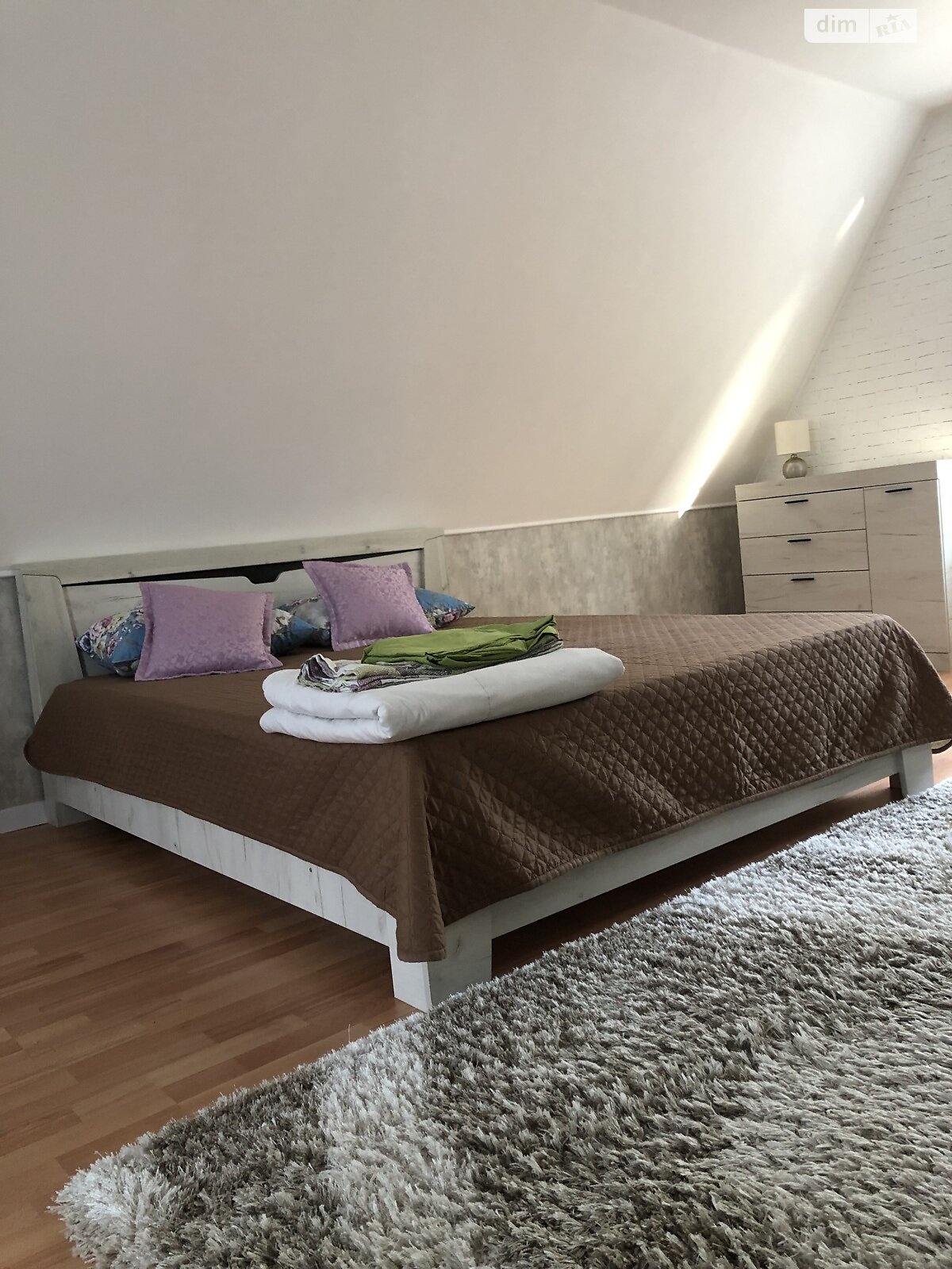 дом посуточно, аренда в Обуховке, улица Крайняя 10 фото 1 дом посуточно, аренда в Обуховке, улица Крайняя 10 фото 1