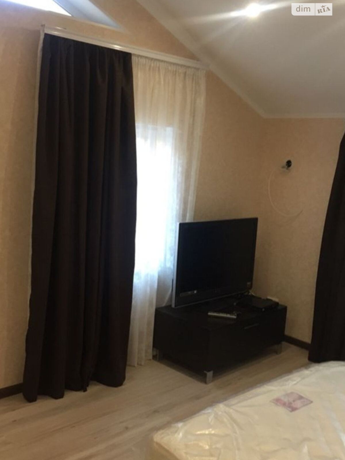 дом посуточно, аренда в Одессе, улица Костанди, район Киевский фото 1 дом посуточно, аренда в Одессе, улица Костанди, район Киевский фото 1