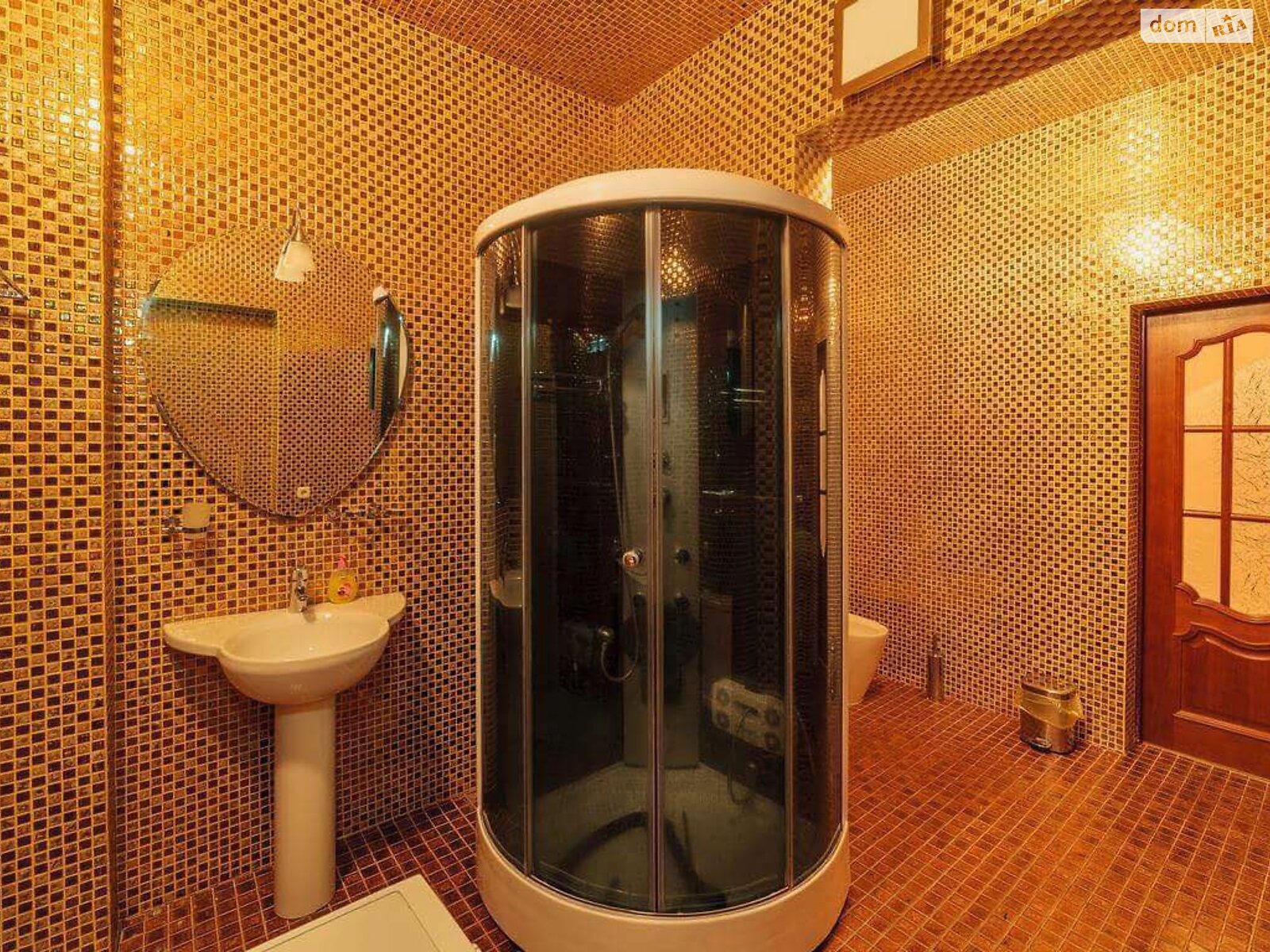 дом посуточно, аренда в Одессе, улица Солнечная, район Киевский фото 1 дом посуточно, аренда в Одессе, улица Солнечная, район Киевский фото 1