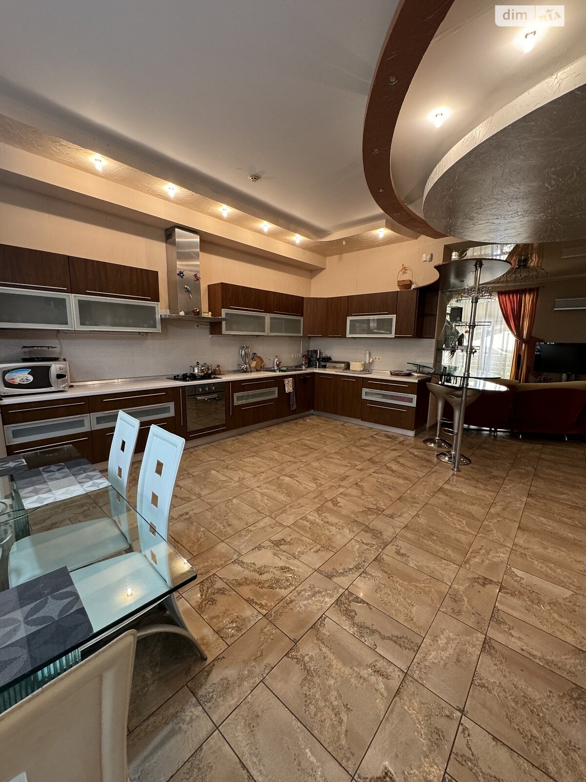 дом посуточно, аренда в Одессе, улица Педагогическая 25, район Приморский фото 1 дом посуточно, аренда в Одессе, улица Педагогическая 25, район Приморский фото 1