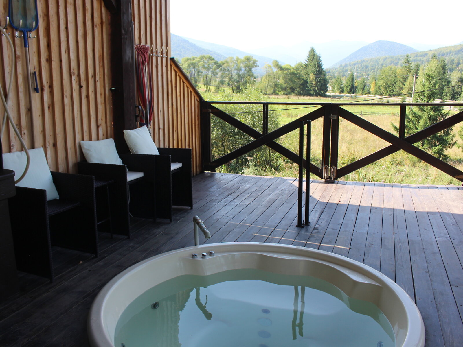 дом посуточно, аренда в Старой Гуте, вулиця Сумаринська фото 1 дом посуточно, аренда в Старой Гуте, вулиця Сумаринська фото 1