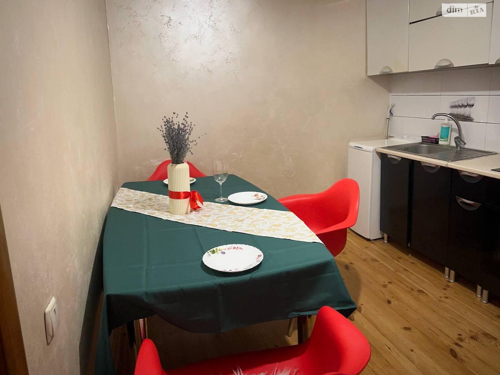 дом посуточно, аренда в Тернополе, улица Торговица (Живова Анатолия), район Центр фото 3 дом посуточно, аренда в Тернополе, улица Торговица (Живова Анатолия), район Центр фото 3