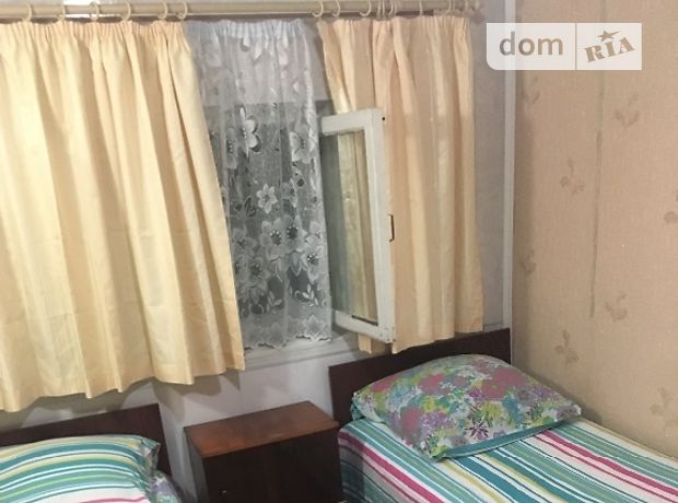 Комната в Бердянске, район Центр, Запорожских казаков 88, на сутки фото 1 Комната в Бердянске, район Центр, Запорожских казаков 88, на сутки фото 1