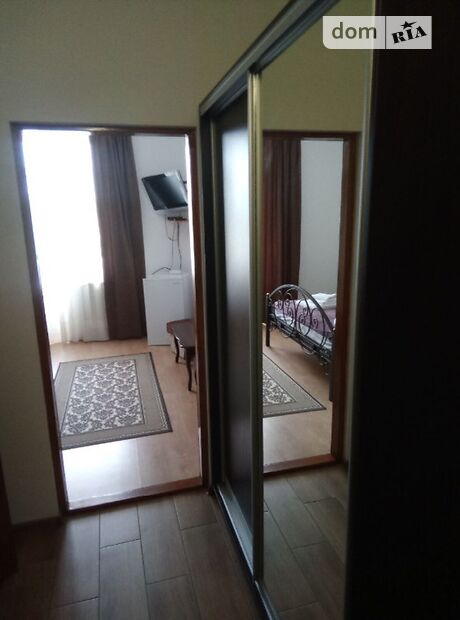 Комната в Черновцах, район Старая Жучка, на сутки фото 1 Комната в Черновцах, район Старая Жучка, на сутки фото 1