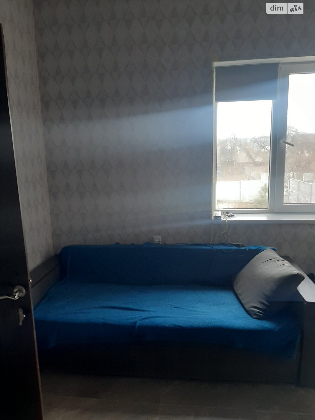 Комната в Днепре, район Самарский, улица Героев Чернобыля (Героев-Панфиловцев) на сутки фото 1