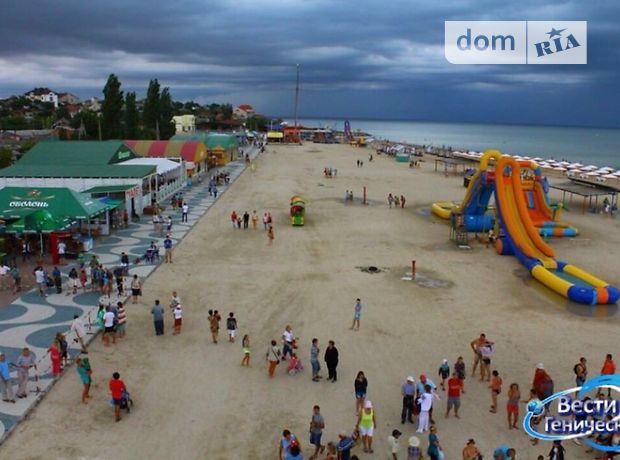 Комната в Геническе, на сутки фото 1 Комната в Геническе, на сутки фото 1
