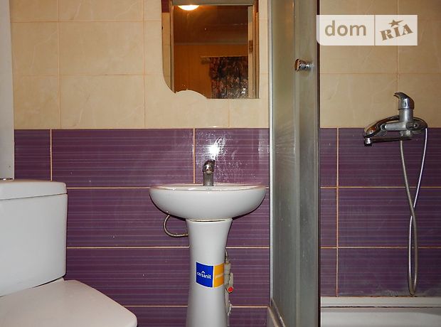 Комната в Харькове, район Новобаварский, Семинарская 20, на сутки фото 1 Комната в Харькове, район Новобаварский, Семинарская 20, на сутки фото 1