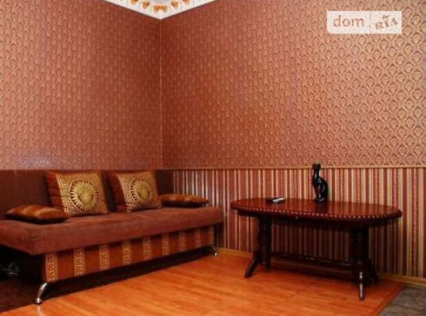 Кімната в Києві, район Печерський, бульвар Лесі Українки 20 на добу фото 1 Кімната в Києві, район Печерський, бульвар Лесі Українки 20 на добу фото 1