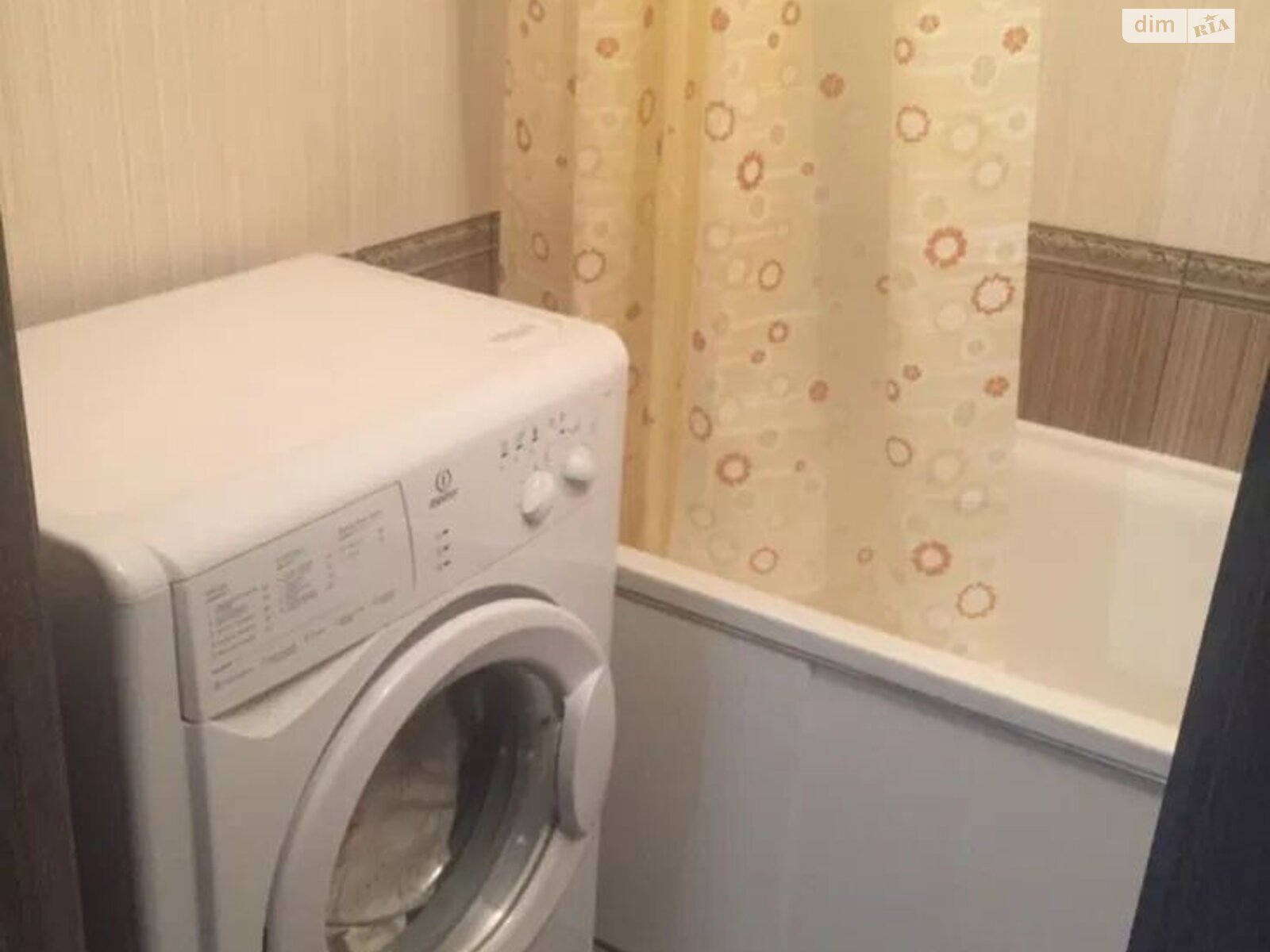 Комната в Киеве, район Подольский, улица Кирилловская 126/2 на сутки фото 1 Комната в Киеве, район Подольский, улица Кирилловская 126/2 на сутки фото 1