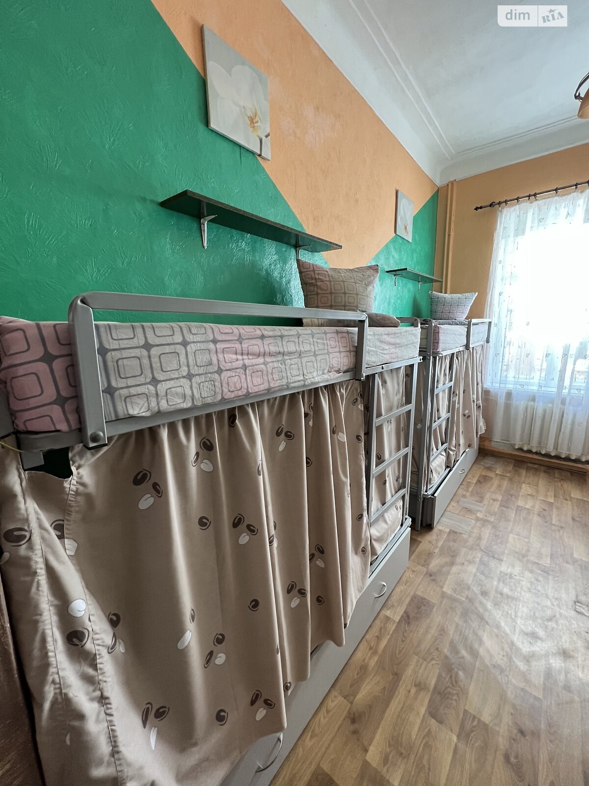 Комната в Киеве, район Шевченковский, улица Саксаганского на сутки фото 1 Комната в Киеве, район Шевченковский, улица Саксаганского на сутки фото 1