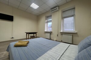 Кімната в Києві, район Шевченківський, вулиця Старовокзальна 18 на добу фото 2