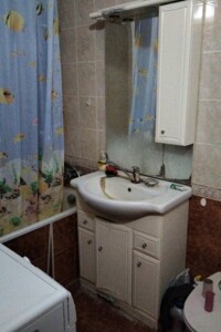 Комната в Львове, район Батальная, улица Вашингтона Джорджа 1 на сутки фото 2 Комната в Львове, район Батальная, улица Вашингтона Джорджа 1 на сутки фото 2