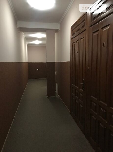 Комната в Львове, район Сыховский, улица Манастырского 1, кв. 17, на сутки фото 1