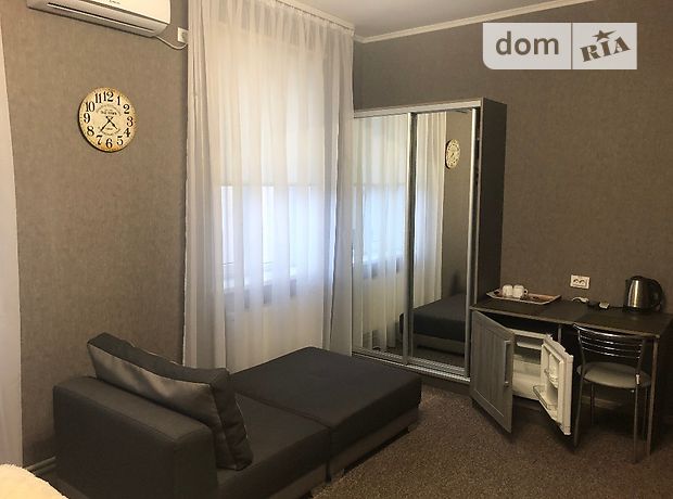 Комната в Львове, район Зализнычный, улица Железнодорожная на сутки фото 1 Комната в Львове, район Зализнычный, улица Железнодорожная на сутки фото 1