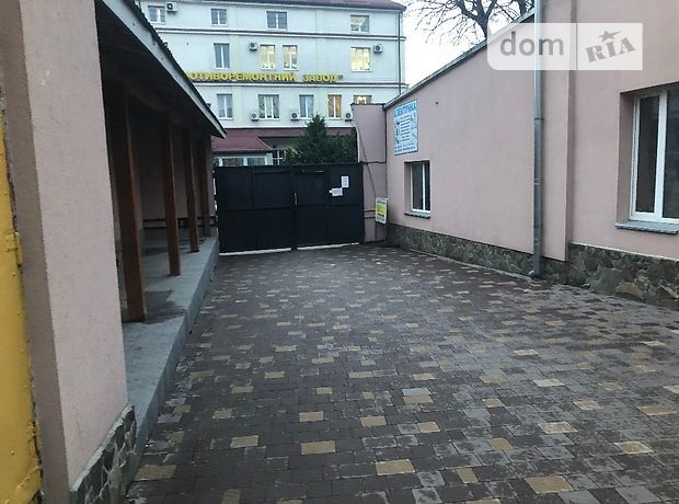 Комната в Львове, район Зализнычный, улица Железнодорожная на сутки фото 1 Комната в Львове, район Зализнычный, улица Железнодорожная на сутки фото 1