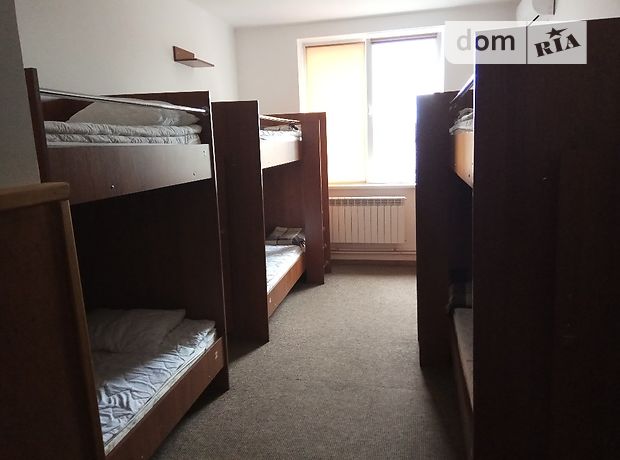 Комната в Львове, район Зализнычный, улица Железнодорожная на сутки фото 1 Комната в Львове, район Зализнычный, улица Железнодорожная на сутки фото 1