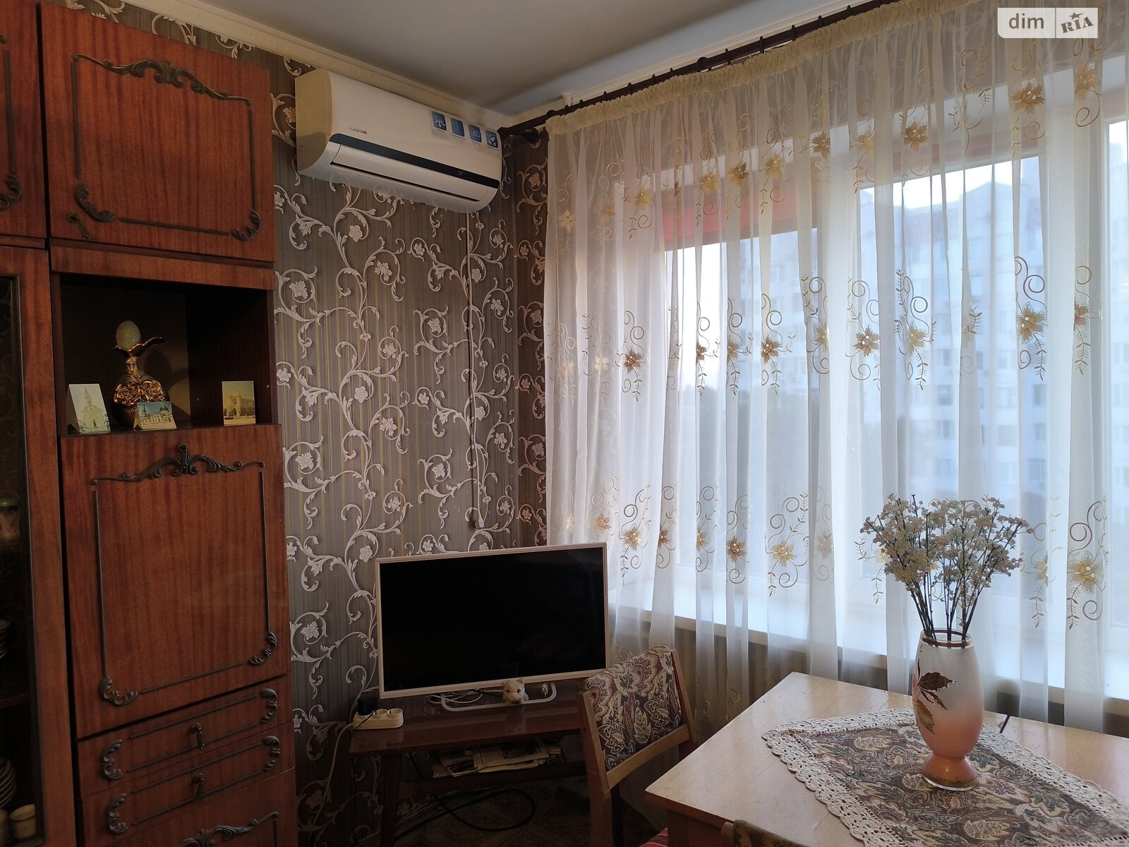 Кімната в Одесі, район Ближні Млини, вулиця Кропивницького 18/22 на добу фото 1 Кімната в Одесі, район Ближні Млини, вулиця Кропивницького 18/22 на добу фото 1