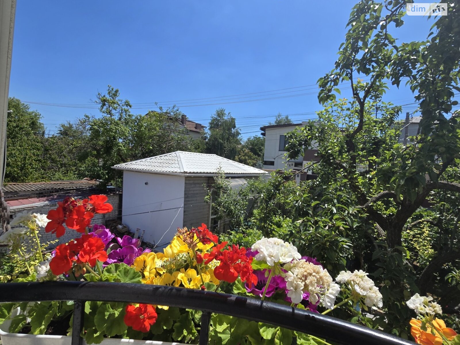 Комната в Одессе, район Большой Фонтан, улица Магнитогорская на сутки фото 1 Комната в Одессе, район Большой Фонтан, улица Магнитогорская на сутки фото 1