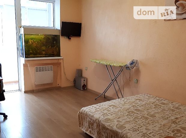 Комната в Одессе, район Приморский, переулок Нахимова на сутки фото 1 Комната в Одессе, район Приморский, переулок Нахимова на сутки фото 1