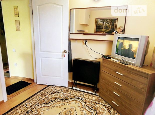 Комната в Одессе, район Киевский, улица Пантелеймоновская 19, на сутки фото 1 Комната в Одессе, район Киевский, улица Пантелеймоновская 19, на сутки фото 1