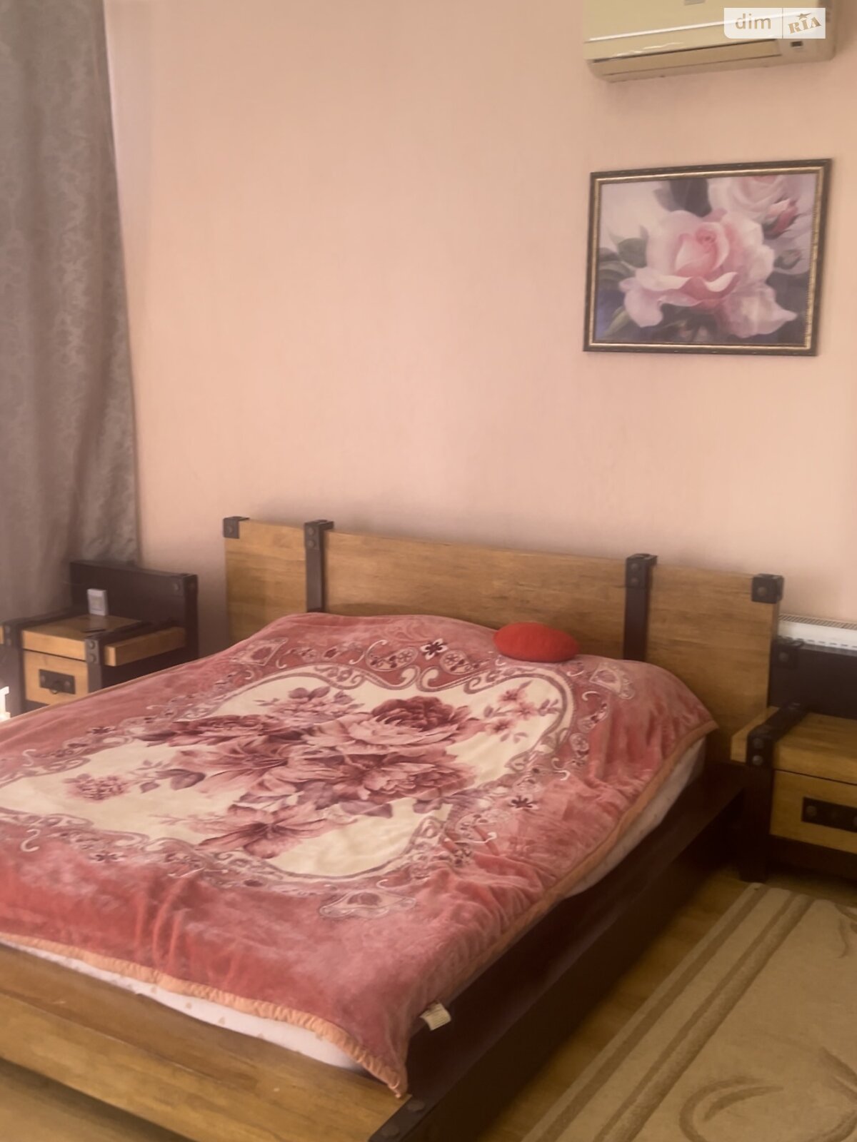 Кімната в Одесі, район Середній Фонтан, вулиця Квіткова 43 на добу фото 1